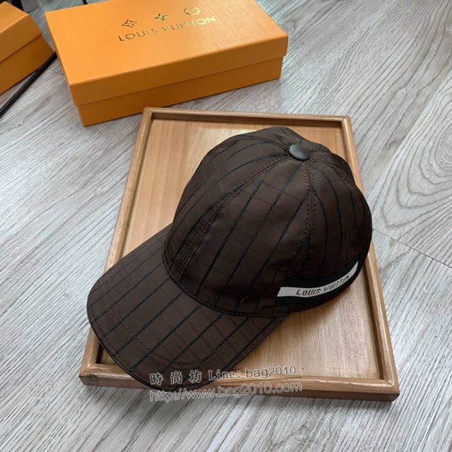LV新品男士帽子 路易威登格子鴨舌帽棒球帽  mm1338